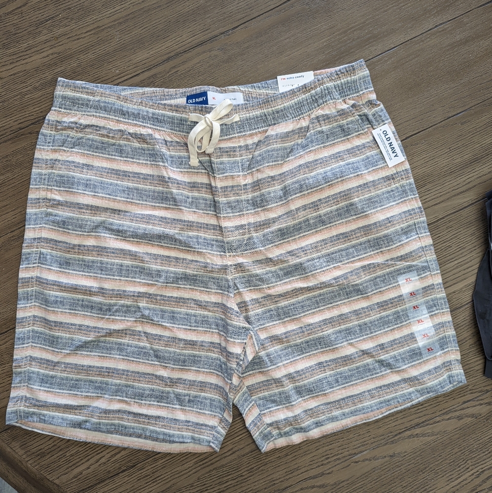 🔥Old Navy Built in Flex Front Tie Multi Color Striped Shorts